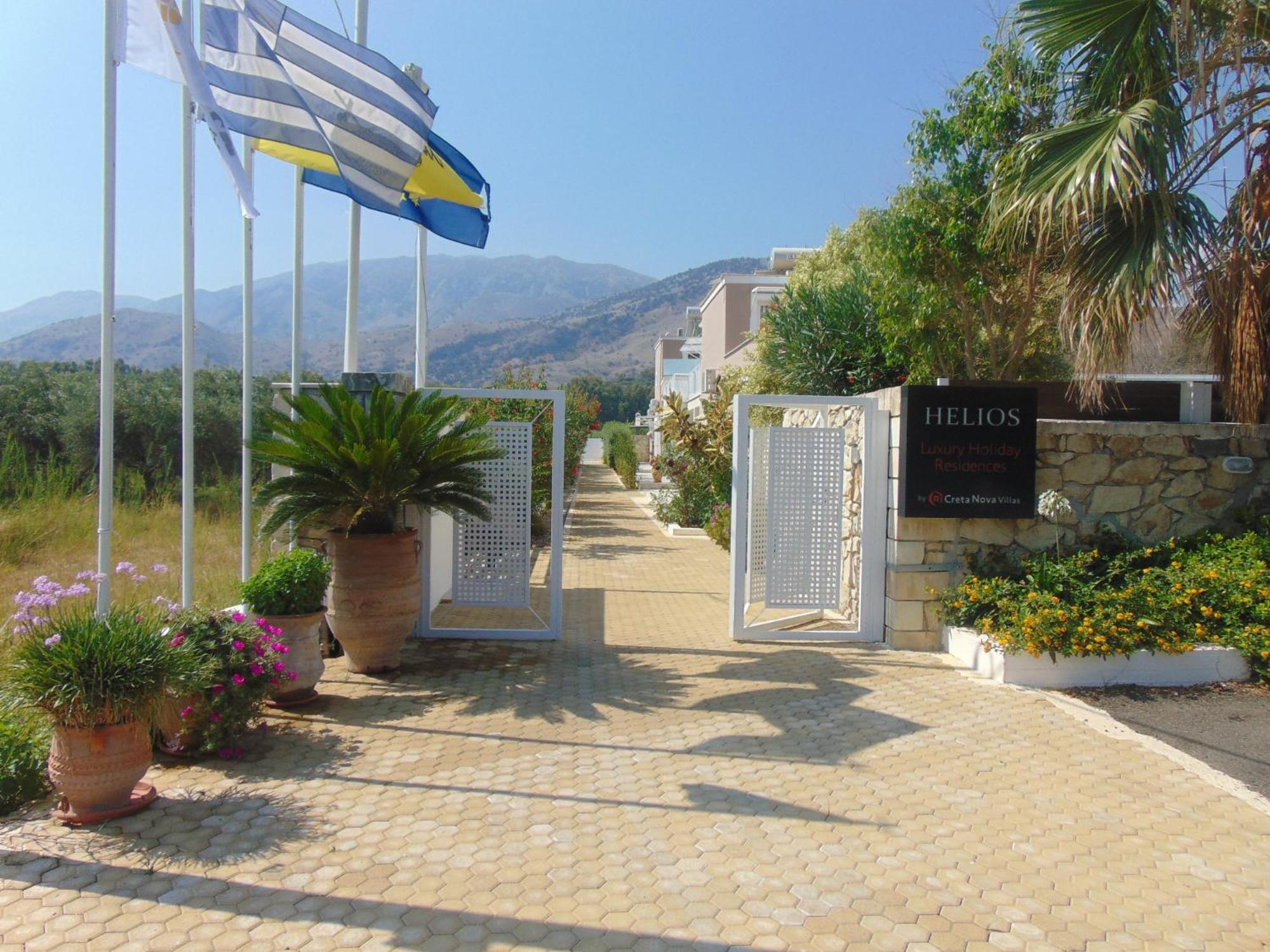 Villa Campos- Less Than 5-Min Walk To Kalivaki Beach ゲオルギオポリス エクステリア 写真
