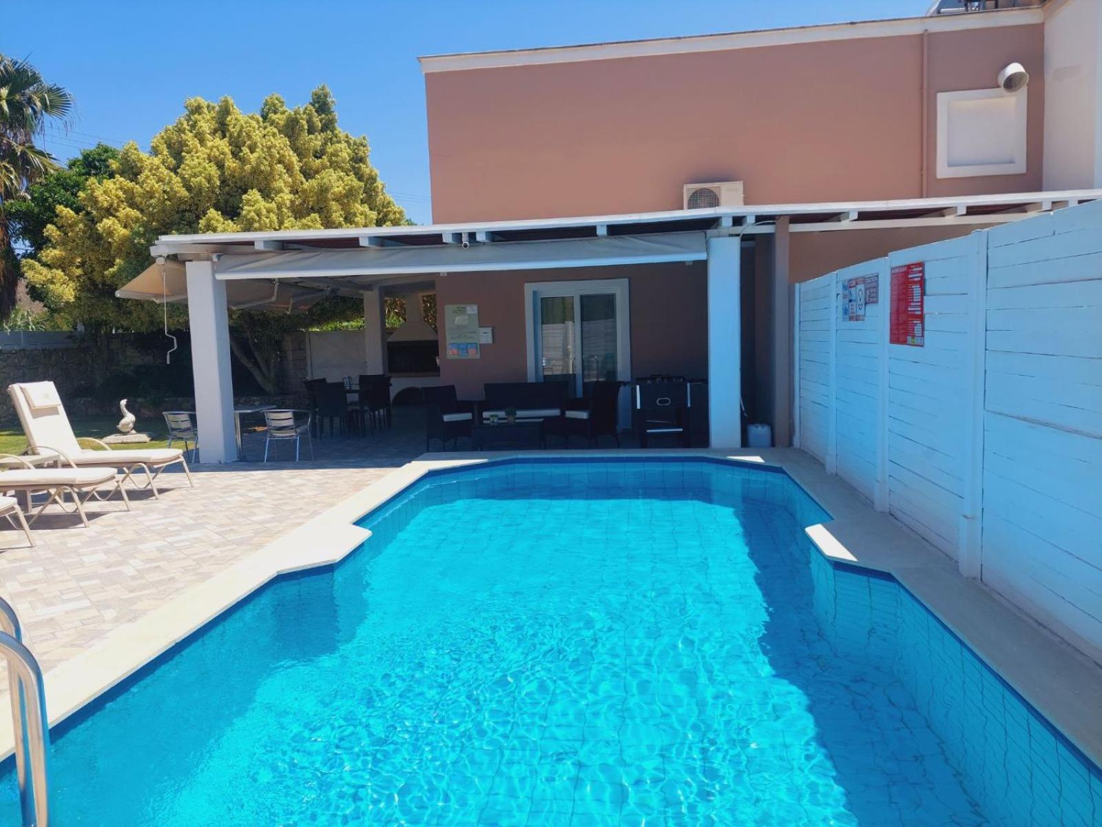 Villa Campos- Less Than 5-Min Walk To Kalivaki Beach ゲオルギオポリス エクステリア 写真